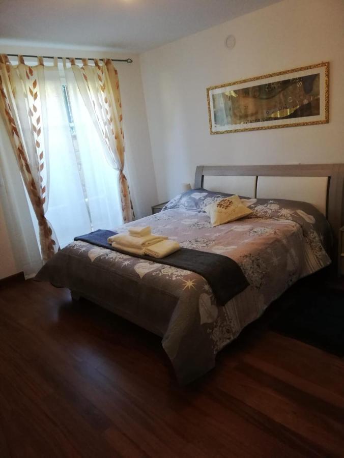 Stellina Marina Apartamento Romito Exterior foto